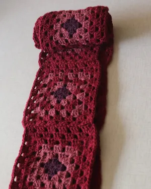 EARLYMADE Hand-knitted Granny Squares Scarf — BURGUNDY/ROSE/PURPLE — UNIQUE — LAST PIECE