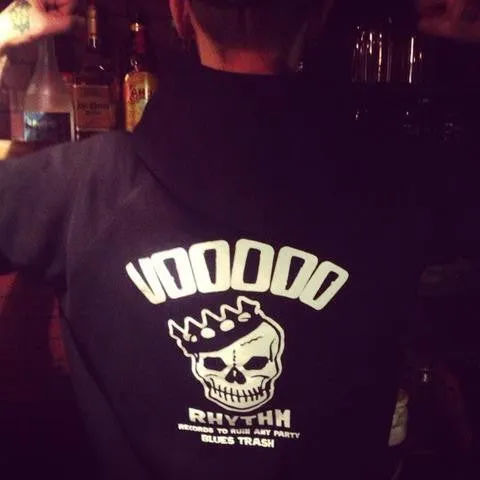 News: Hoodie - Black - Voodoo Rhythm - Front Logo Tag