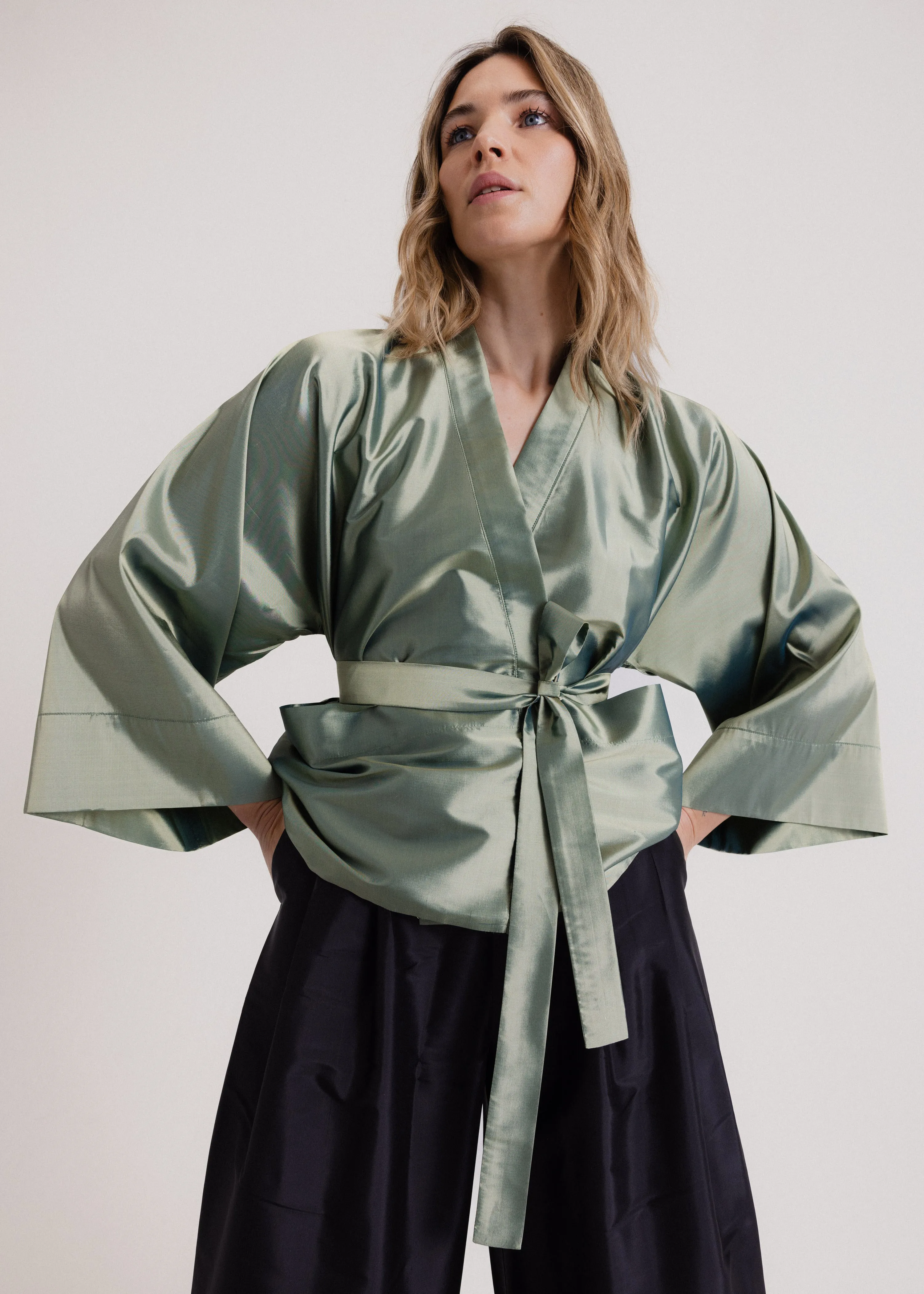 Taffeta Kimono Set in Black and Green Hue