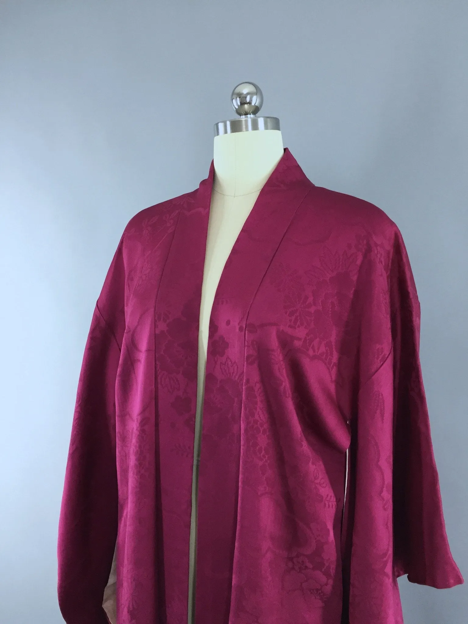 Vintage 1920s Silk Haori Kimono Cardigan Jacket in Magenta Purple